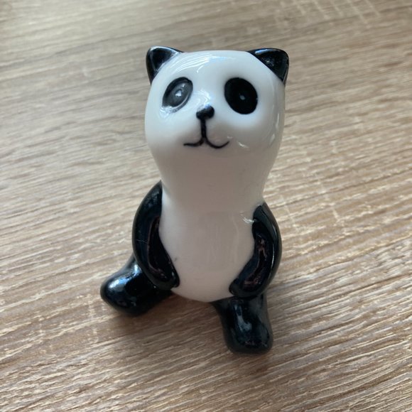 Panda Salt and Pepper Shakers - Picture 3 of 7
